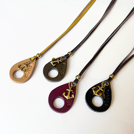 【色が選べる】glasses holder 雫